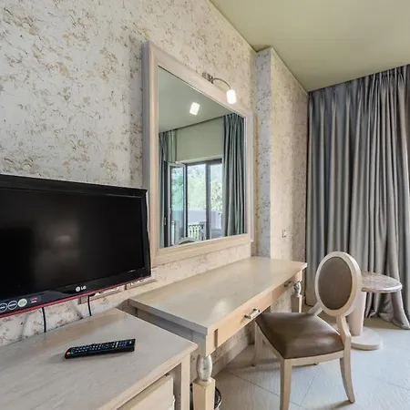 Utopia Resort & Spa-3